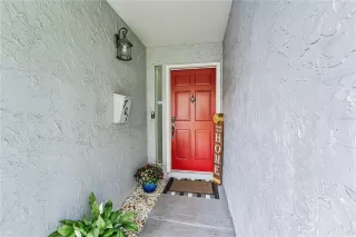 Photo #1: O6393489 Listing