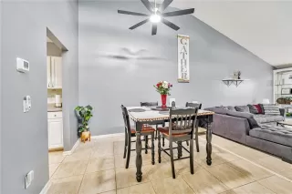 Photo #3: O6393489 Listing