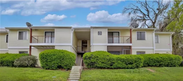 MLS: O6393638 Condo For Sale