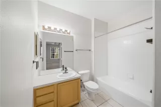 Photo #6: O6393715 Listing 