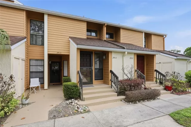 MLS: O6393726 Condo For Sale