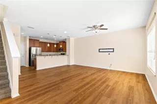 Photo #5: O6393830 Listing 