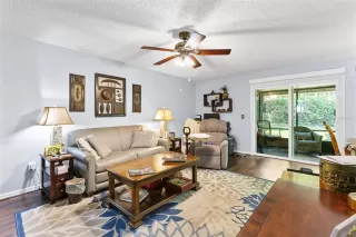 Photo #5: O6393935 Listing 