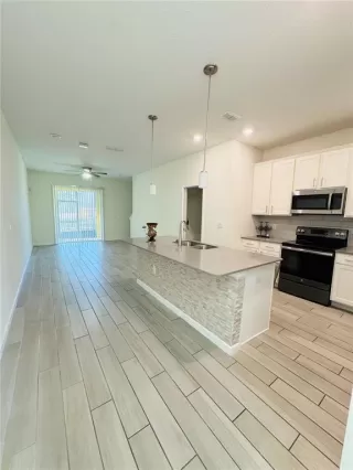 Photo #4: O6393962 Listing 