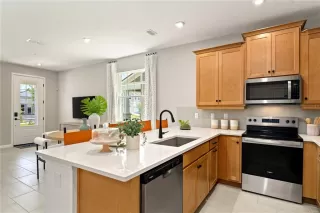 Photo #6: O6394004 Listing 