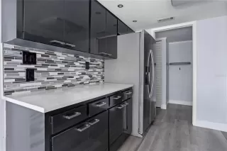 Photo #2: O6394034 Listing 