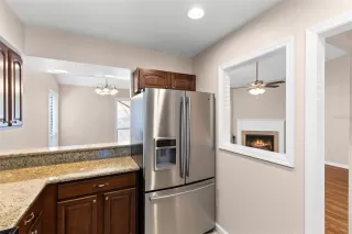 Photo #5: O6394178 Listing