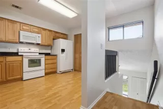 Photo #2: O6394248 Listing