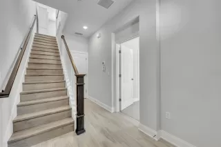 Photo #3: O6394260 Listing 