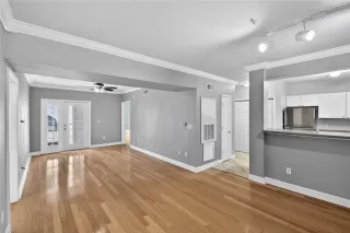 Photo #4: O6394367 Listing 