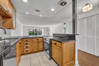 Photo #6: O6394372 Listing 