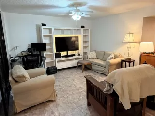 Photo #6: O6394387 Listing 