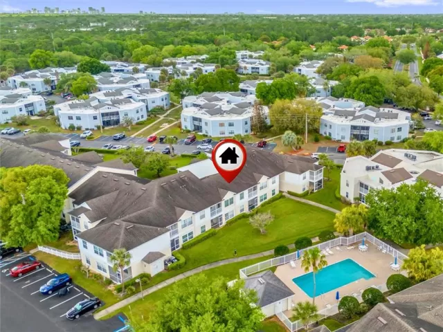 MLS: O6394459 Condo For Sale