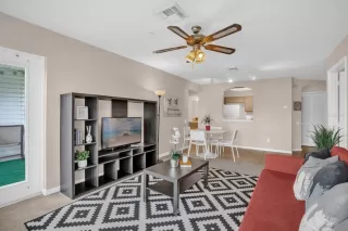 Photo #4: O6394459 Listing 