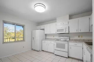 Photo #3: O6394504 Listing 