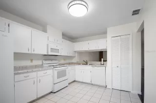 Photo #4: O6394504 Listing 