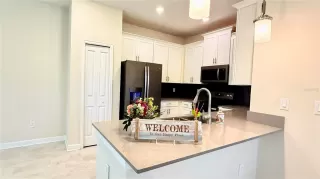 Photo #2: O6394651 Listing 