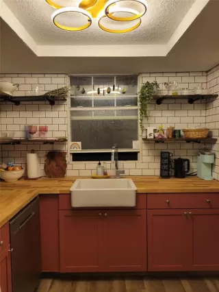 Photo #2: O6394775 Listing