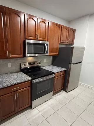 Photo #5: O6394808 Listing 