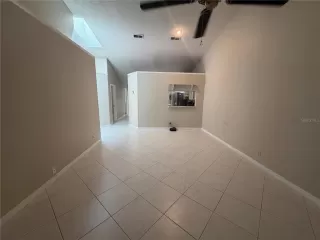 Photo #3: O6394904 Listing