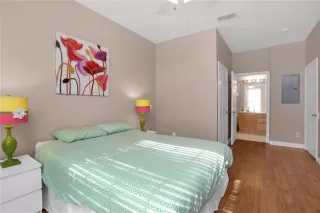 Photo #4: O6394997 Listing 