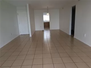 Photo #6: O6395034 Listing 