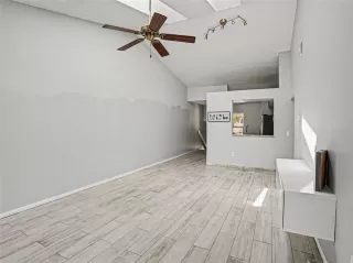 Photo #6: O6395057 Listing 