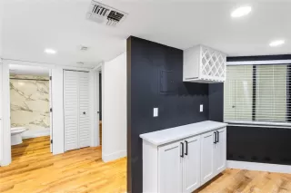 Photo #5: O6395076 Listing 