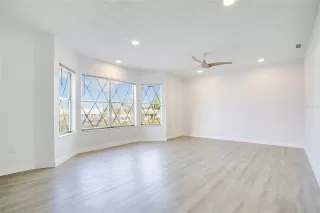 Photo #2: O6395112 Listing 