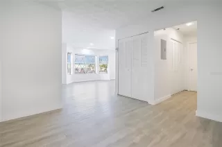 Photo #6: O6395112 Listing 