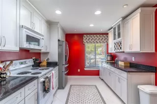 Photo #2: O6395130 Listing 