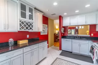 Photo #6: O6395130 Listing 