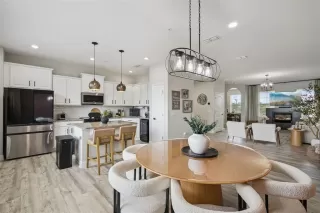 Photo #6: O6395155 Listing