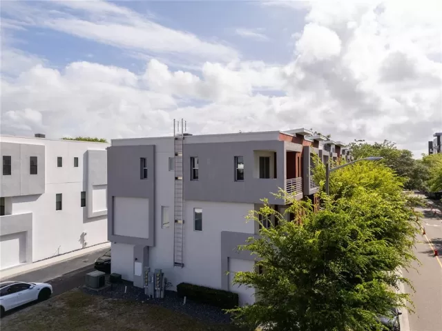 MLS: O6395208 Condo For Sale