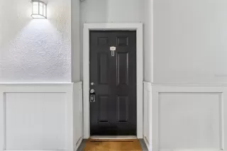 Photo #2: O6395211 Listing 