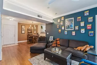 Photo #3: O6395211 Listing 