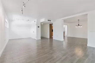 Photo #5: O6395249 Listing 