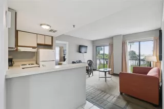 Photo #2: O6395272 Listing 