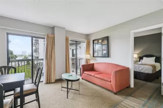 Photo #3: O6395272 Listing 