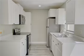 Photo #3: O6395547 Listing 