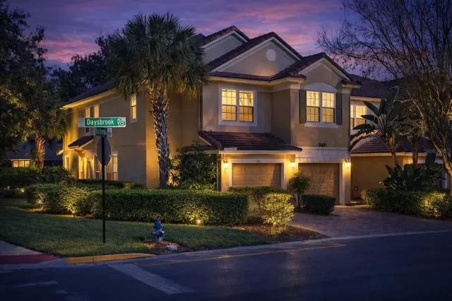 MLS: O6395687 Condo For Sale