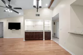 Photo #6: O6395689 Listing 