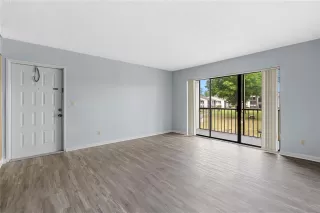 Photo #2: O6395735 Listing 