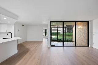 Photo #6: O6395743 Listing 