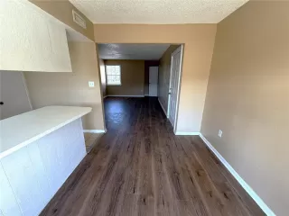 Photo #3: O6395819 Listing 