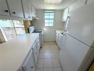 Photo #5: O6395819 Listing 