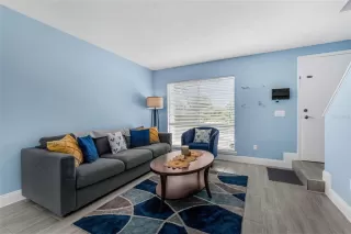 Photo #2: O6395930 Listing