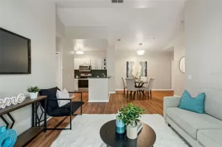 Photo #5: O6396011 Listing 