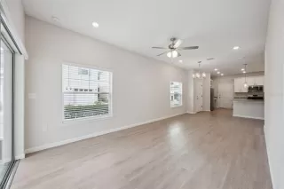 Photo #6: O6396035 Listing