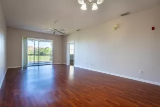 Photo #2: O6396044 Listing 